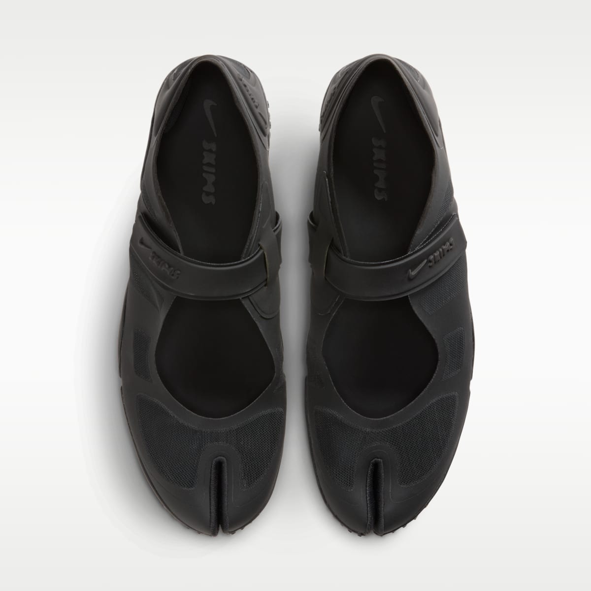 NikeSKIMS Rift Mesh Women's Shoes - Black/Black/NSKM Dark Smoke