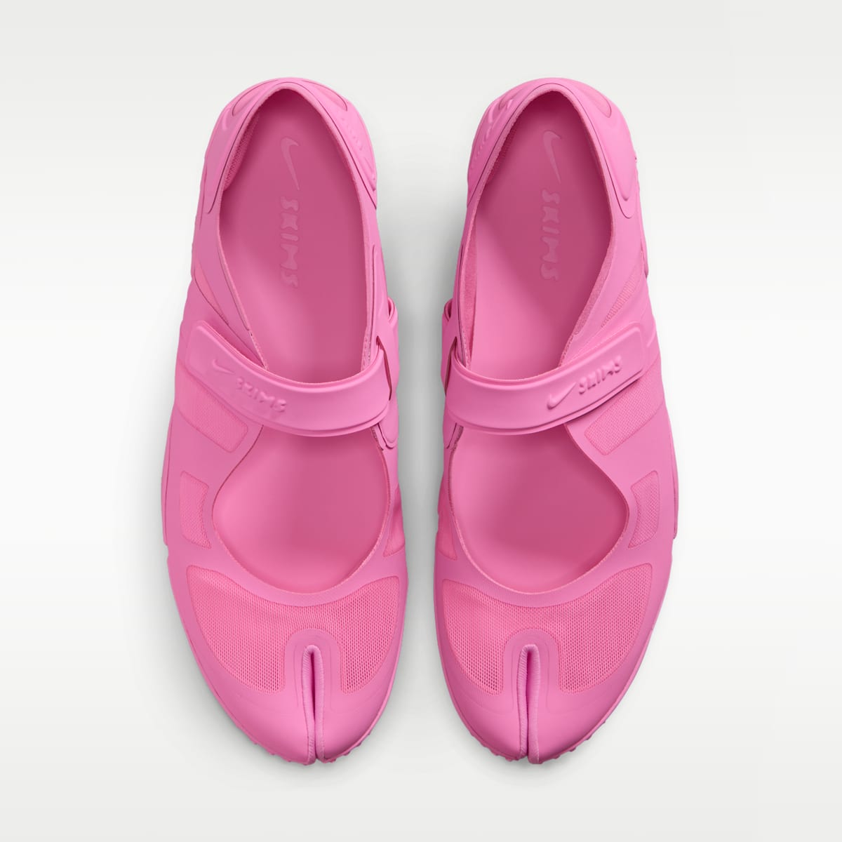 NikeSKIMS Rift Mesh Women's Shoes - Psychic Pink/Psychic Pink/Psychic Pink