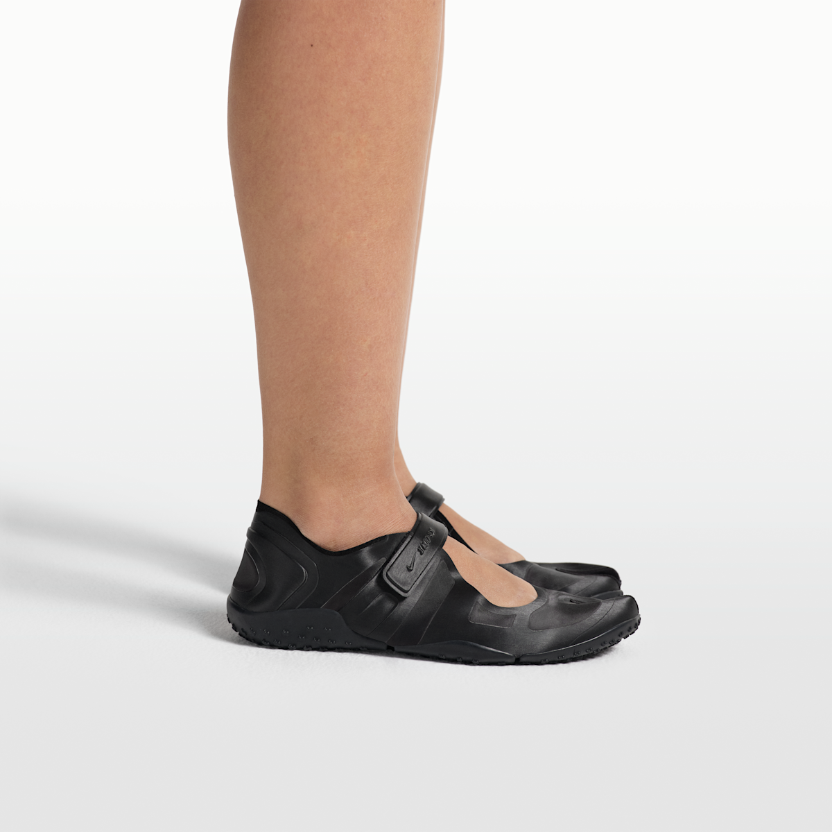NikeSKIMS Rift Satin Women's Shoes - Black/Black/Black