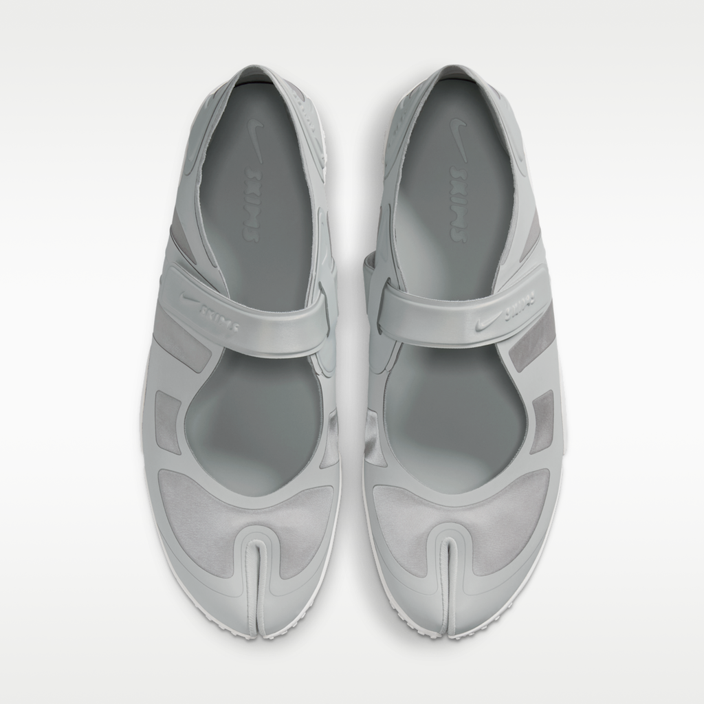 NikeSKIMS Rift Satin Women's Shoes - Night Silver/Base Grey/Medium Silver/Night Silver