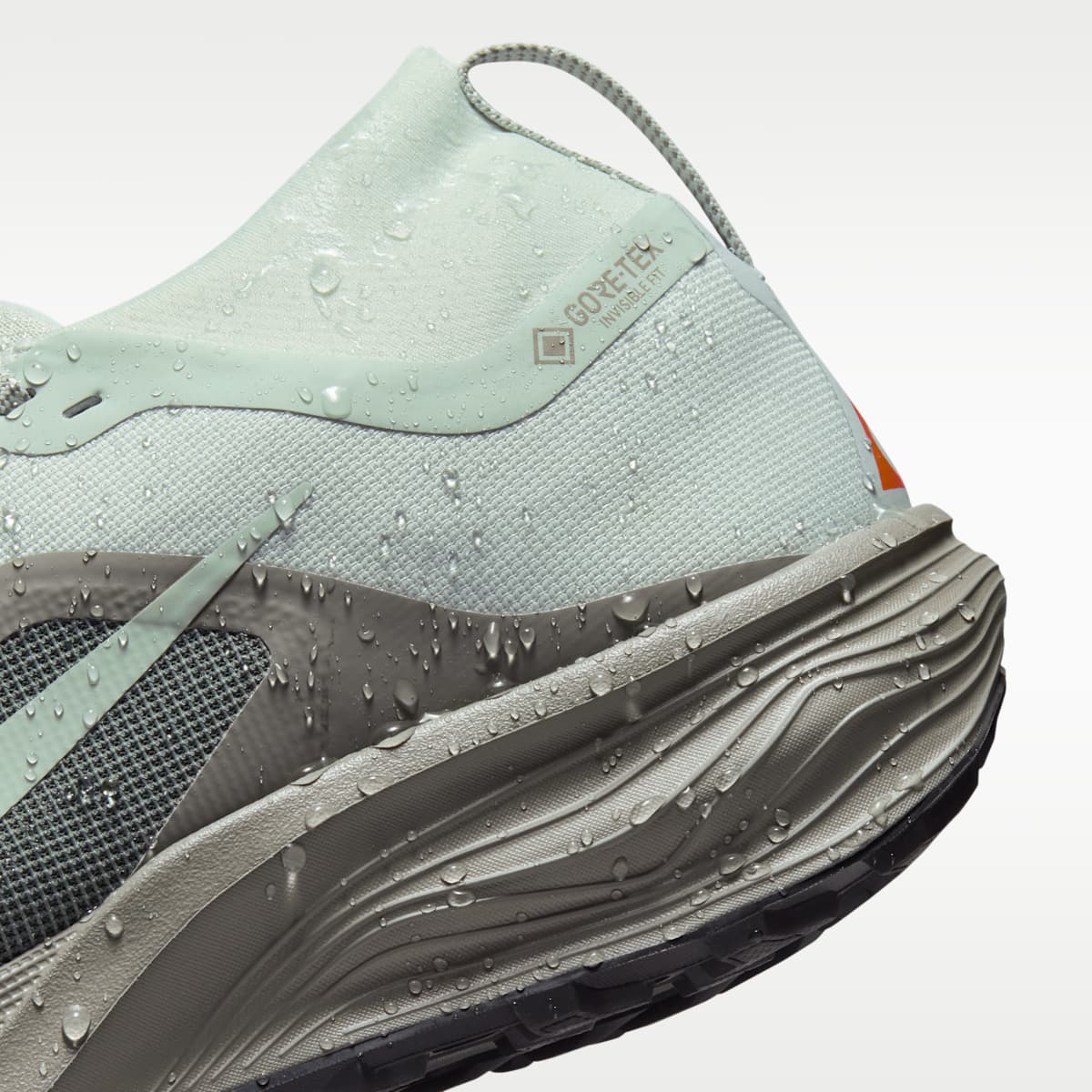 ACG Pegasus Trail GORE-TEX Men's Waterproof Trail Running Shoes - Light Silver/Light Army/Safety Orange/Light Silver - Image 10