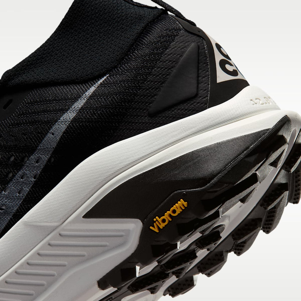 ACG Zegama Trail Men's Trail Running Shoes - Black/Safety Orange/Anthracite/Summit White - Image 8