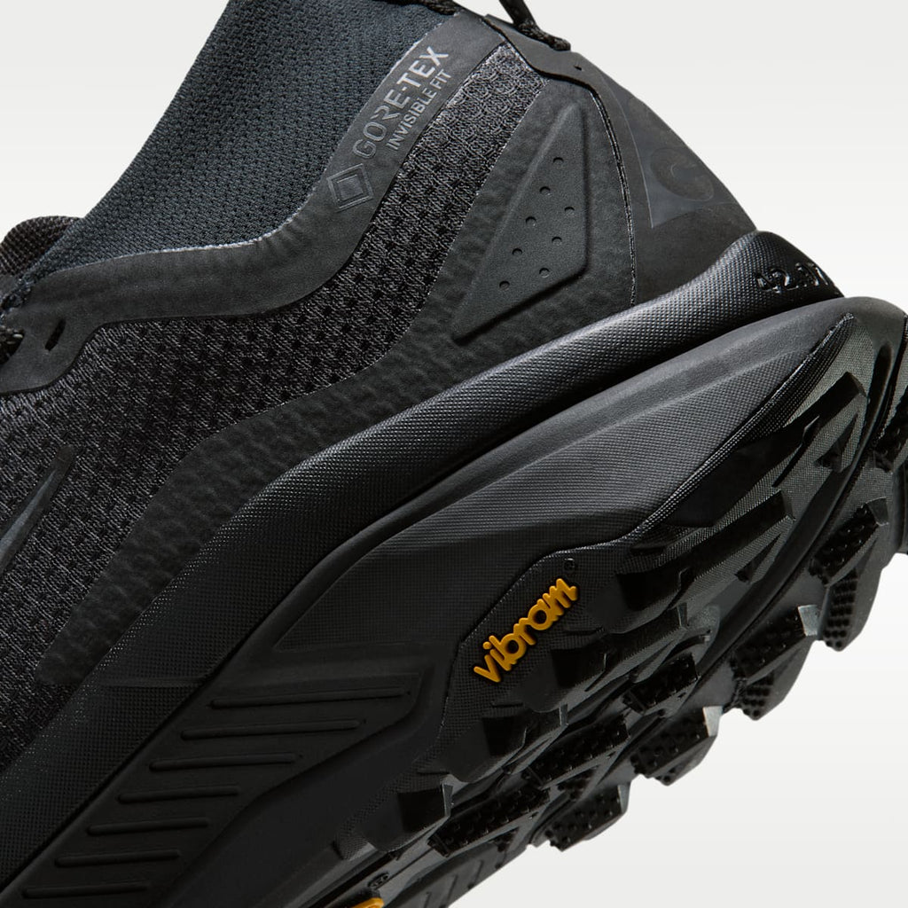 ACG Zegama Trail GORE-TEX Men's Waterproof Trail Running Shoes - Black/Anthracite - Image 8