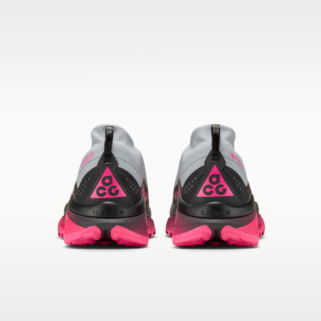 ACG Zegama Trail GORE-TEX Men's Waterproof Trail Running Shoes - Pure Platinum/Black/Hyper Pink/Wolf Grey - Image 6