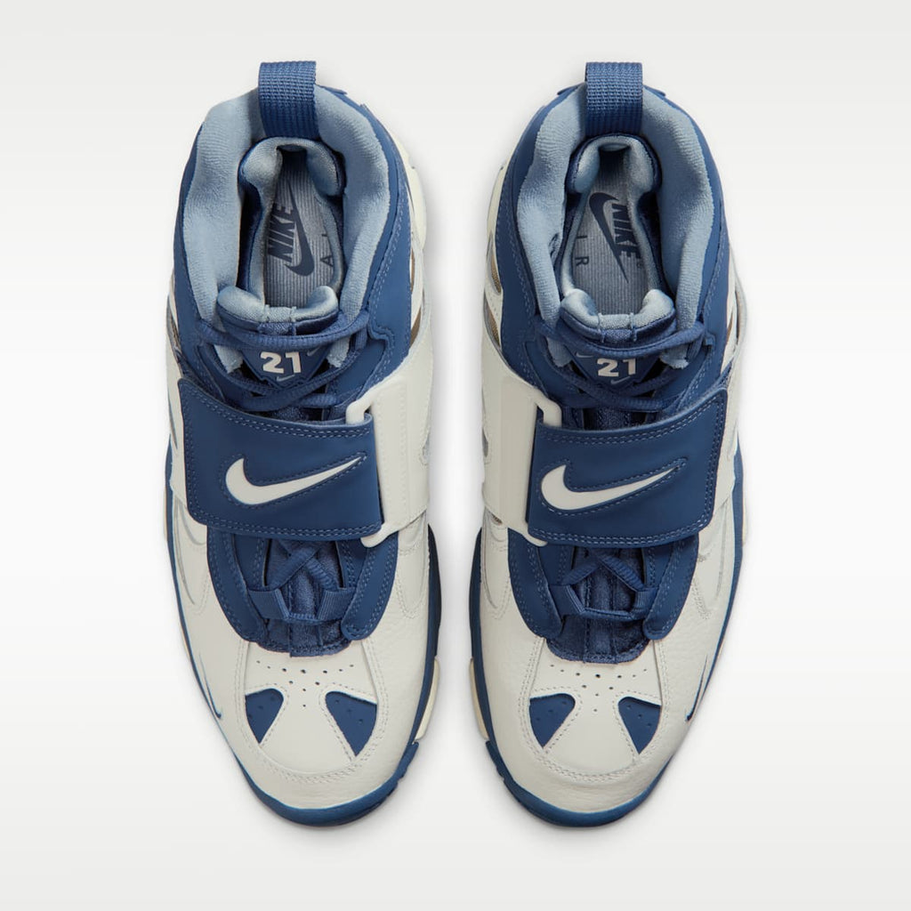 Nike Air Diamond Turf 2 Men's Shoes - Sail/Blue Grey/Metallic Gold/Mystic Navy - Image 4