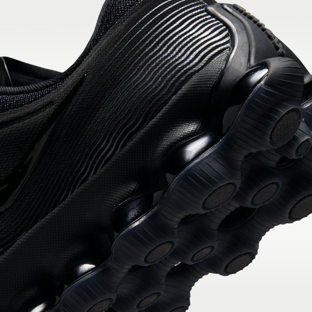 Nike Air Liquid Max Men's Shoes - Black/Anthracite/Smoke Grey/Black - Image 8