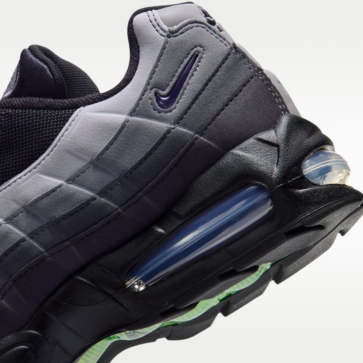 Nike Air Max 95 Big Bubble Premium Men's Shoes - Black/Dark Smoke Grey/Smoke Grey/Canyon Purple - Image 8
