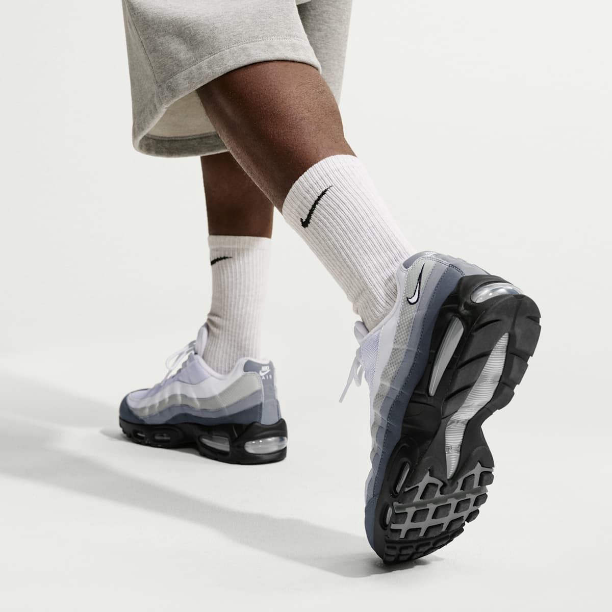Nike Air Max 95 Big Bubble Men's Shoes - Black/Pure Platinum/Wolf Grey/White - Image 9