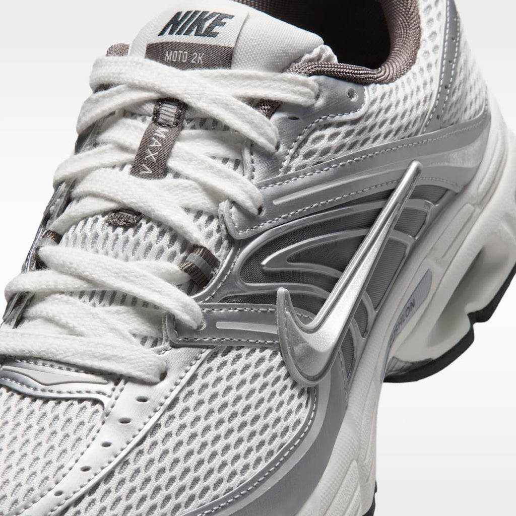 Nike Air Max Moto 2K Men's Shoes - Platinum Tint/Sail/Anthracite/Metallic Silver - Image 7