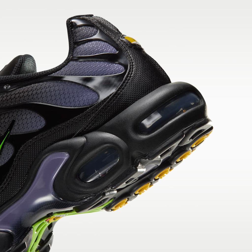 Nike Air Max Plus Men's Shoes - Black/Canyon Purple/Electric Green - Image 8