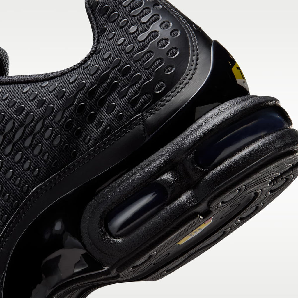 Nike Air Max Plus VII Men's Shoes - Black/Black/Anthracite/Black - Image 8