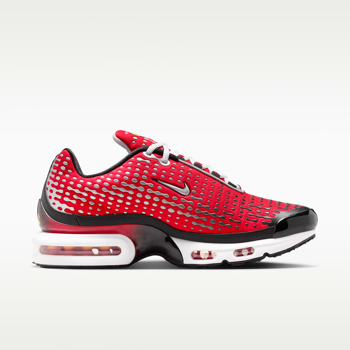 Nike Air Max Plus VII Men's Shoes - University Red/Black/White/Metallic Silver - Image 3