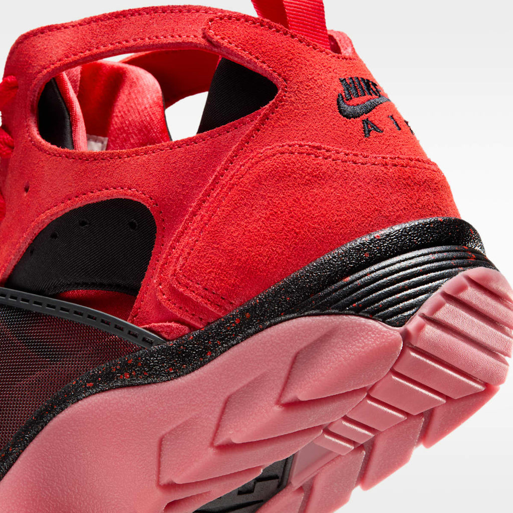 Nike Air Trainer Huarache Men's Shoes - Challenge Red/Challenge Red/Challenge Red/Black - Image 8
