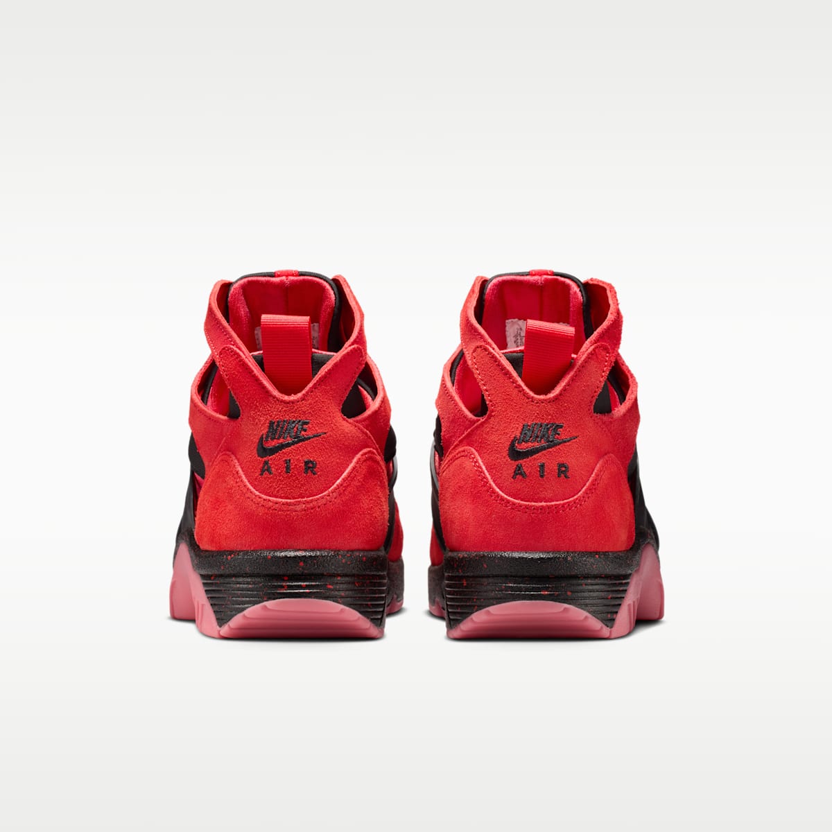 Nike Air Trainer Huarache Men's Shoes - Challenge Red/Challenge Red/Challenge Red/Black - Image 6