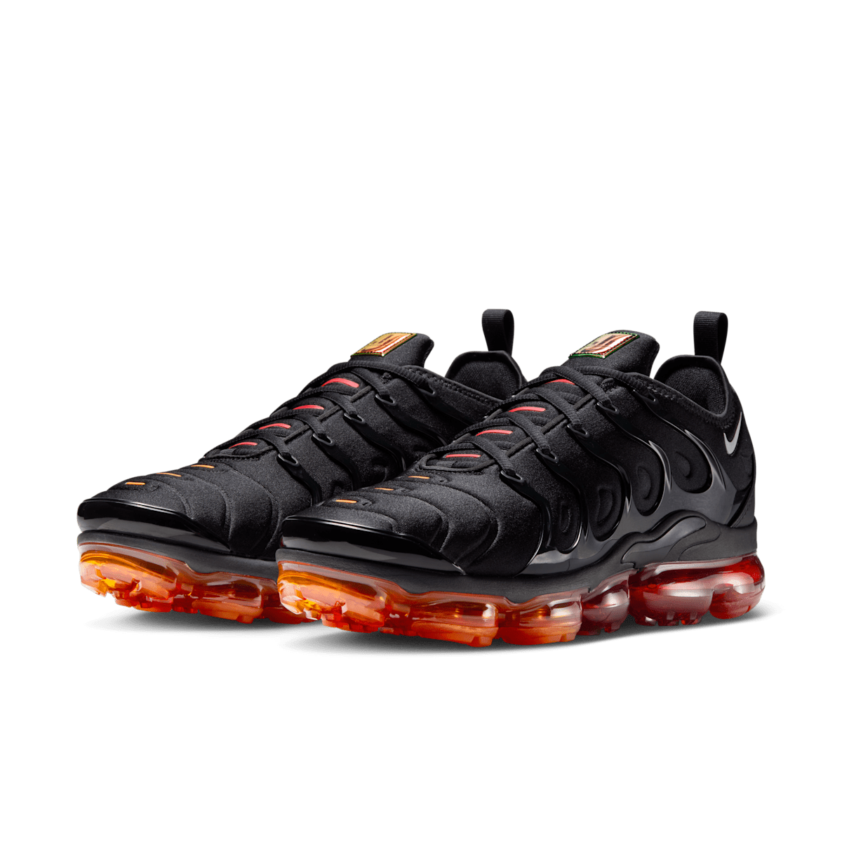 Nike Air VaporMax Plus Men's Shoes - Black/Magma Orange/University Red/Light Smoke Grey - Image 5