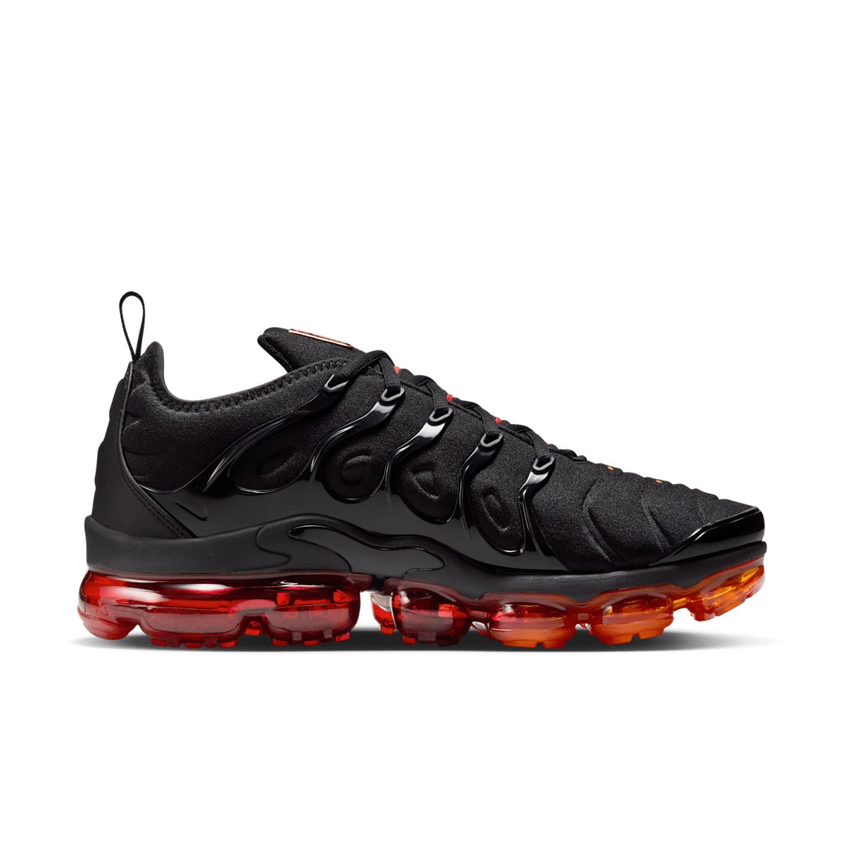 Nike Air VaporMax Plus Men's Shoes - Black/Magma Orange/University Red/Light Smoke Grey - Image 3