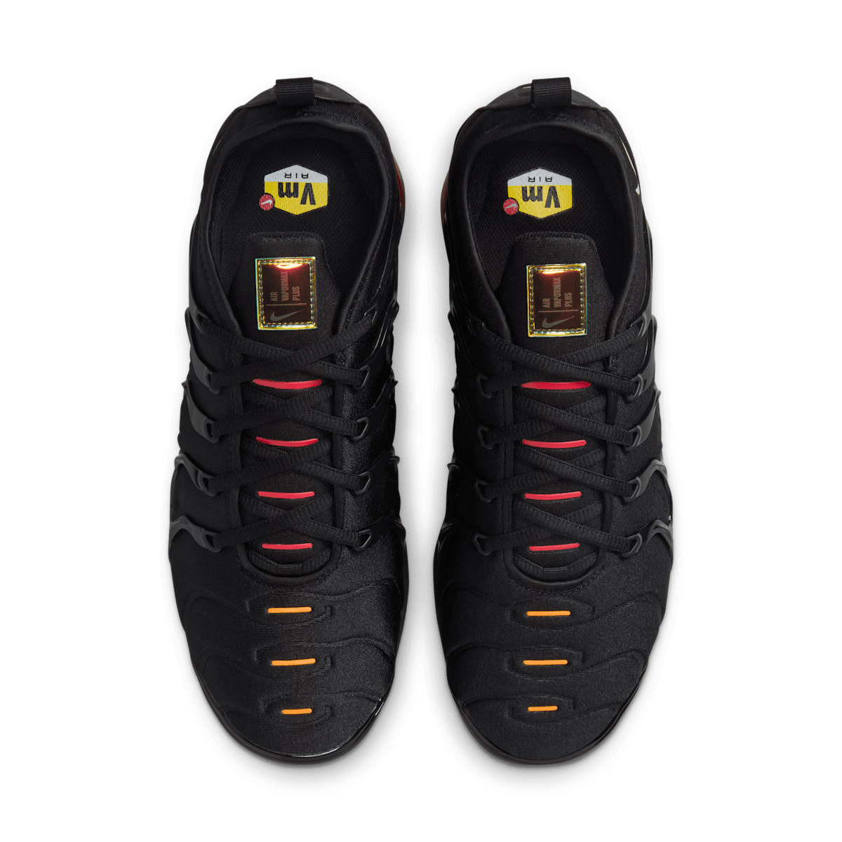 Nike Air VaporMax Plus Men's Shoes - Black/Magma Orange/University Red/Light Smoke Grey - Image 4