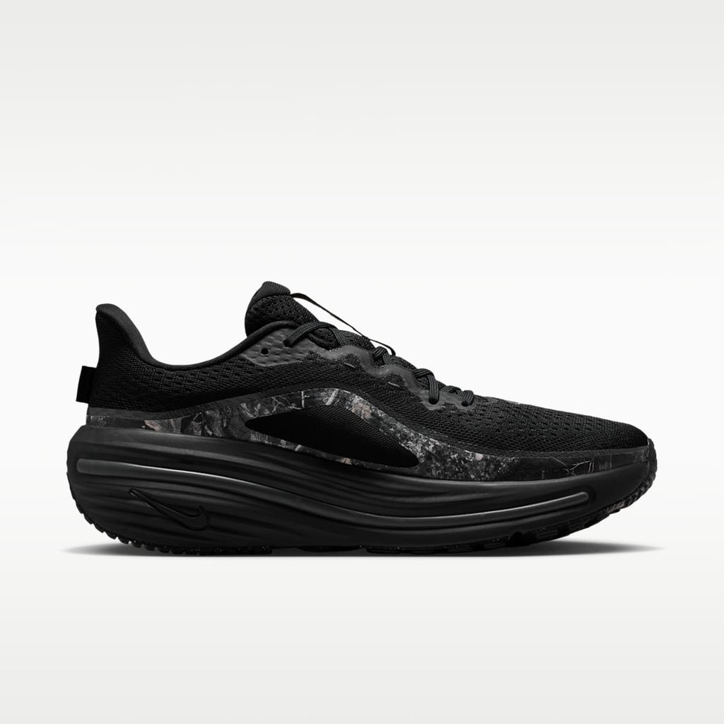 Nike Winflo 12 Men's Realtree® Road Running Shoes - Black/Iron Grey/Metallic Silver - Image 3