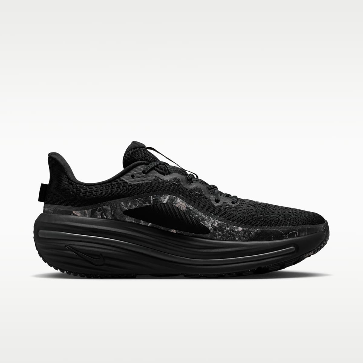 Nike Winflo 12 Men's Realtree® Road Running Shoes - Black/Iron Grey/Metallic Silver - Image 3