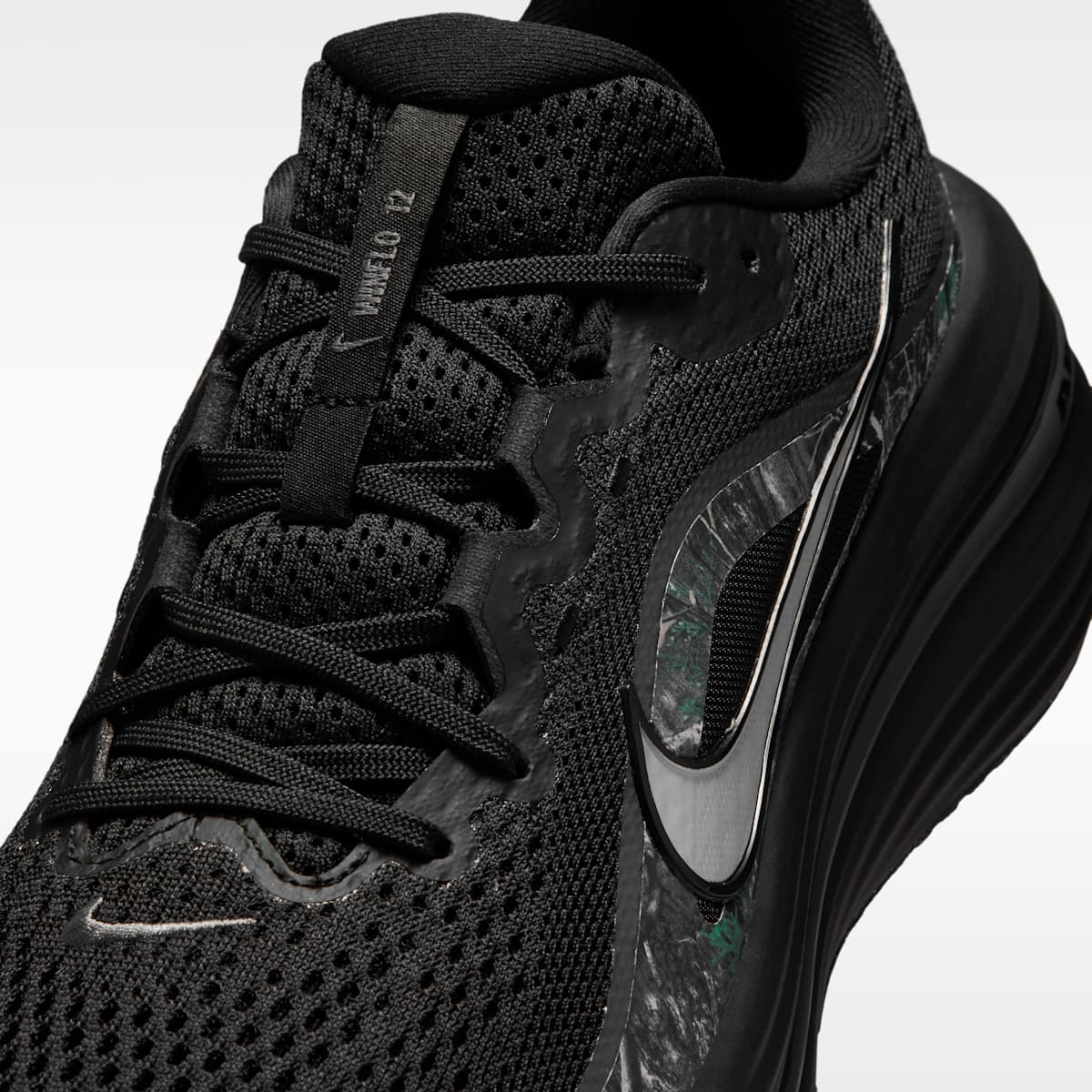 Nike Winflo 12 Men's Realtree® Road Running Shoes - Black/Iron Grey/Metallic Silver - Image 7