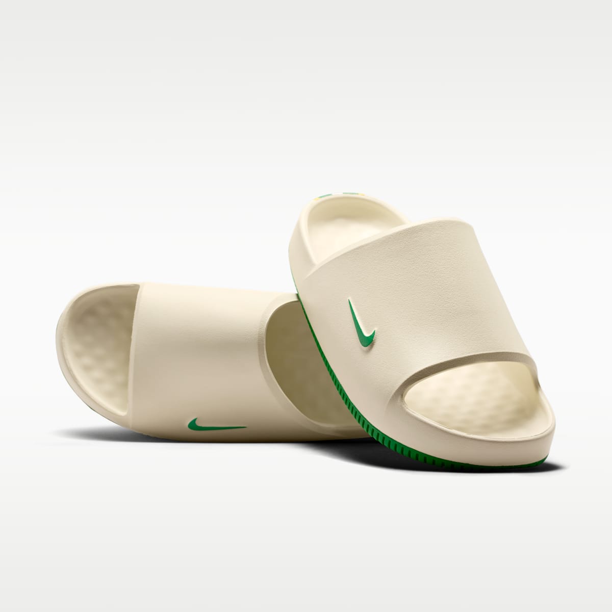Nike Calm (Oregon) Men's College Slides - Sail/Sail/Apple Green - Image 1