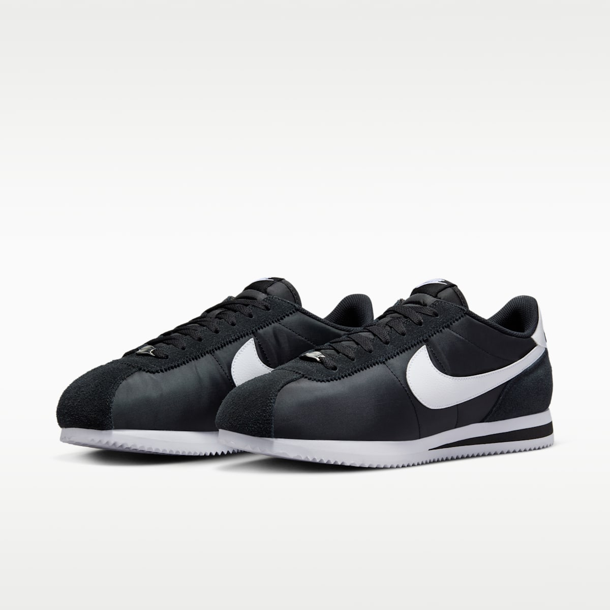 Nike Cortez Textile Men's Shoes - Black/White - Image 5