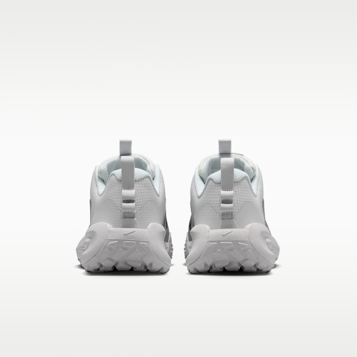 Nike Cross Turf Big Kids' Shoes - Photon Dust/Vast Grey/Metallic Silver