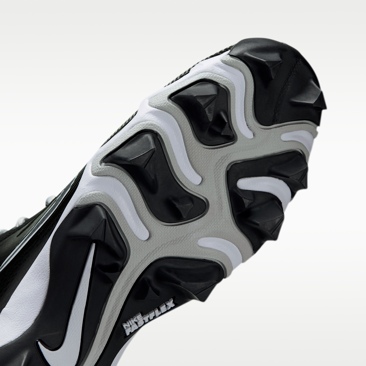 Women's Nike Diamond Clutch Softball Cleats - Black/Photon Dust/Metallic Silver
