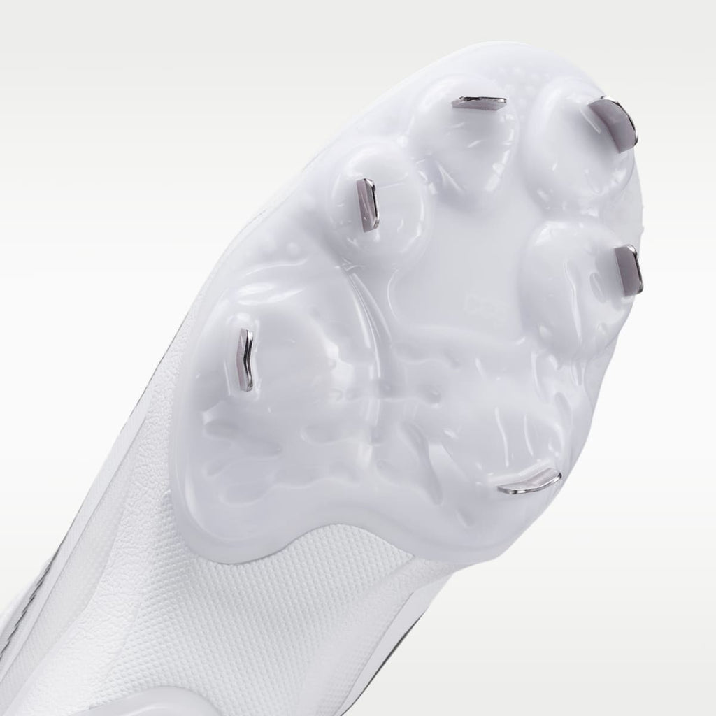 Women's Nike Diamond Standout MTL Baseball Cleats - White/Black
