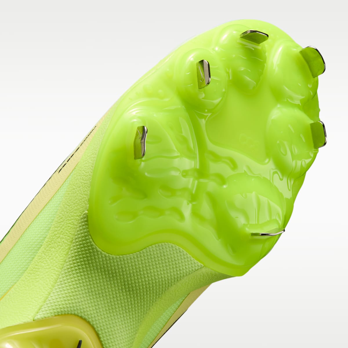 Women's Nike Diamond Standout MTL Baseball Cleats - Volt Ice/Life Lime/Sonic Yellow/Black