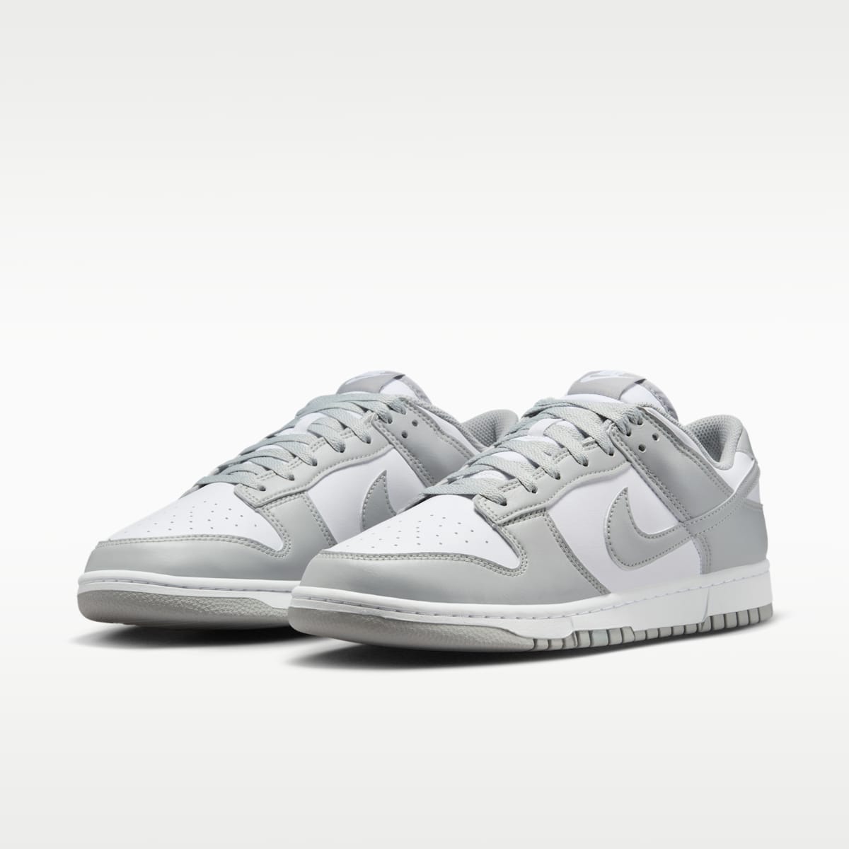 Nike Dunk Low Retro Men's Shoes - White/White/Light Smoke Grey - Image 5