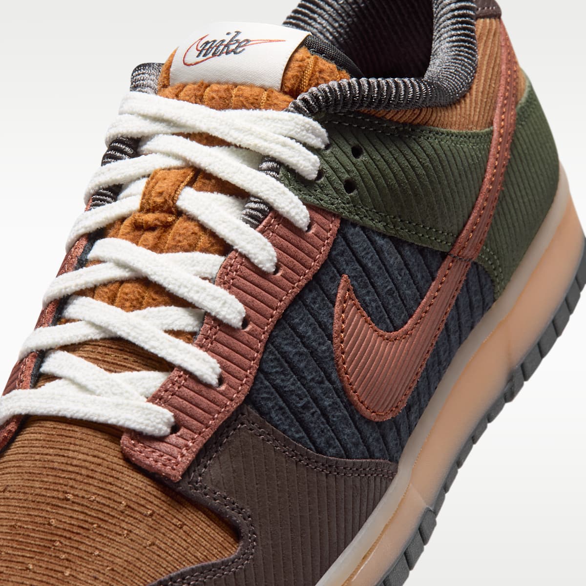 Nike Dunk Low Retro Premium Men's Shoes - Light British Tan/Cargo Khaki/Baroque Brown/Cinnamon - Image 7