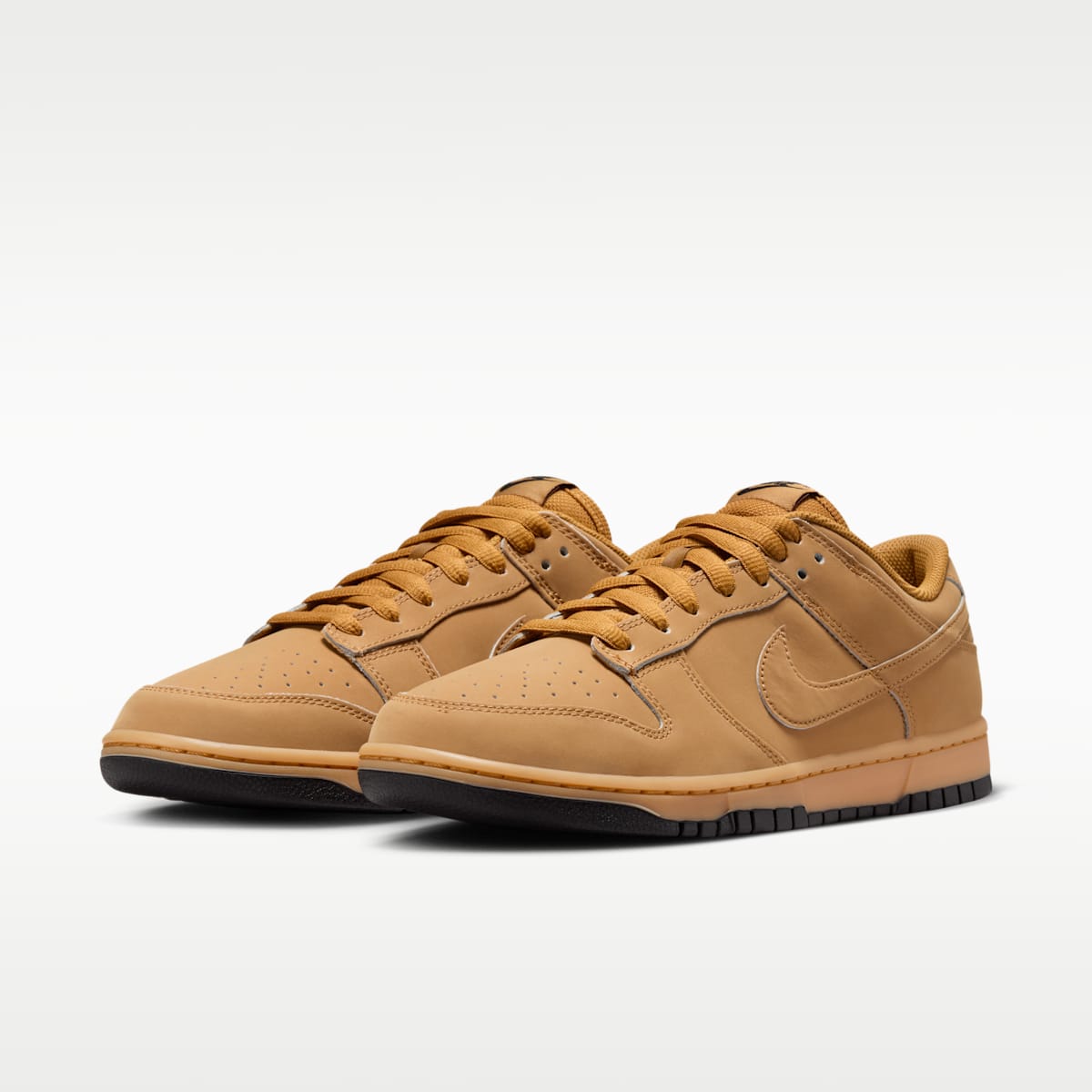 Nike Dunk Low Retro SE Men's Shoes - Wheat/Gum Yellow/Black/Wheat - Image 5