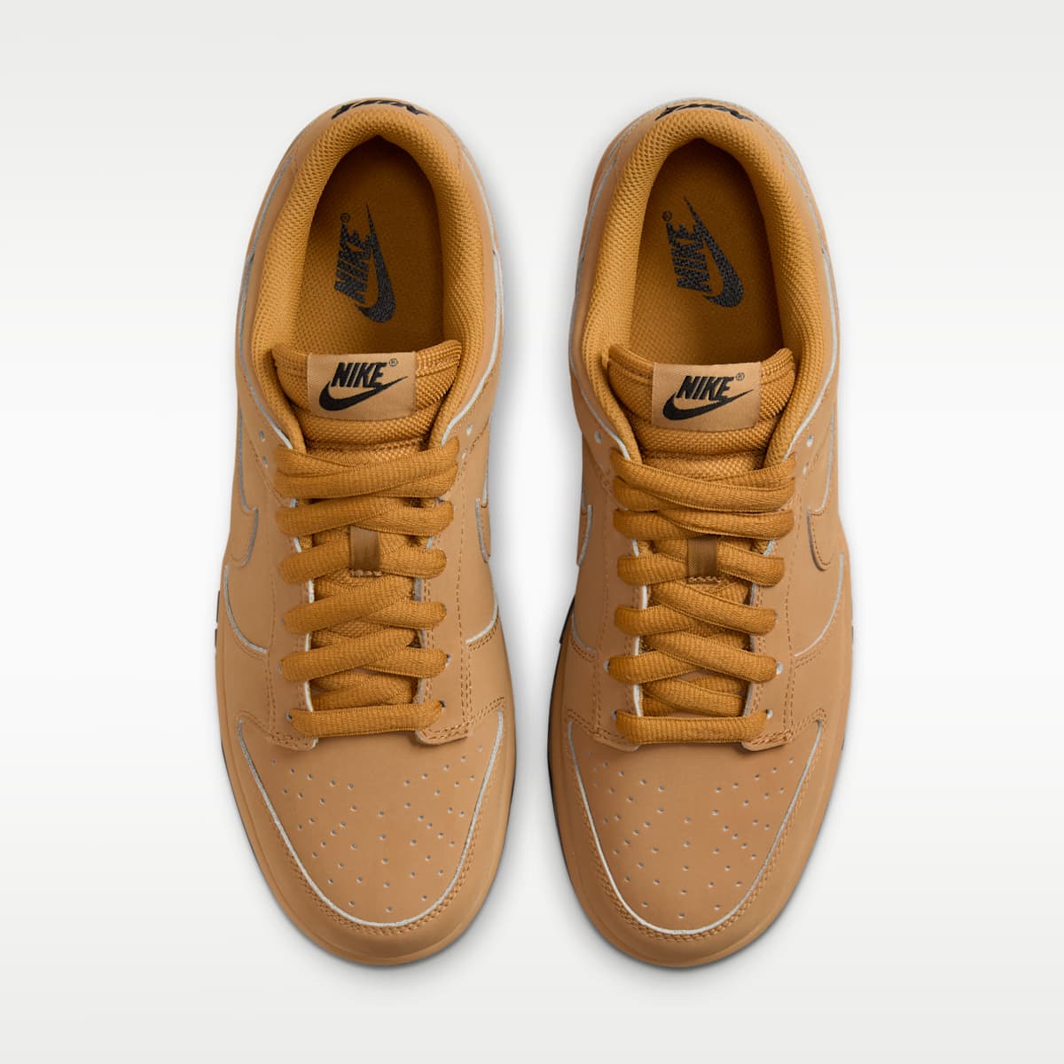 Nike Dunk Low Retro SE Men's Shoes - Wheat/Gum Yellow/Black/Wheat - Image 4