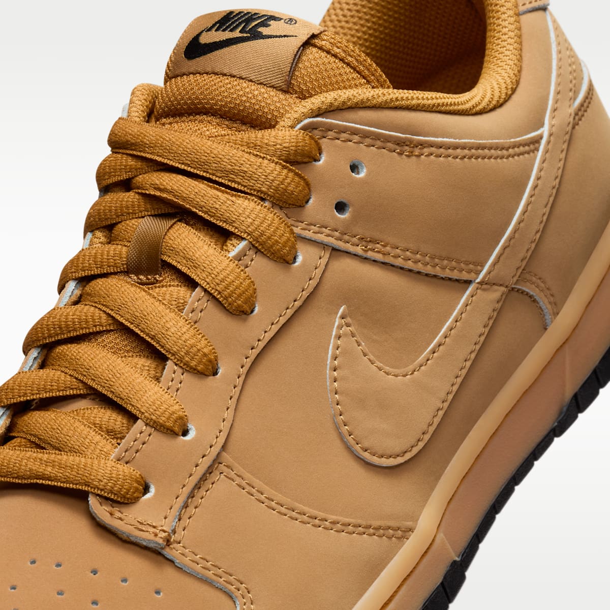 Nike Dunk Low Retro SE Men's Shoes - Wheat/Gum Yellow/Black/Wheat - Image 7