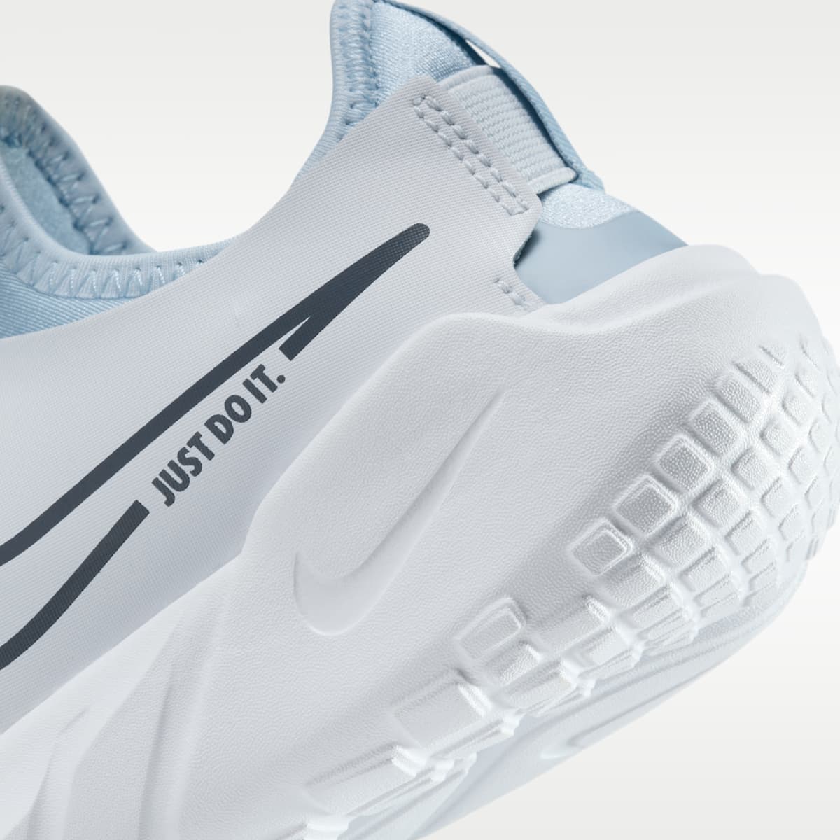 Nike Flex Runner 2 Big Kids' Road Running Shoes - Football Grey/Light Armory Blue/White/Midnight Navy