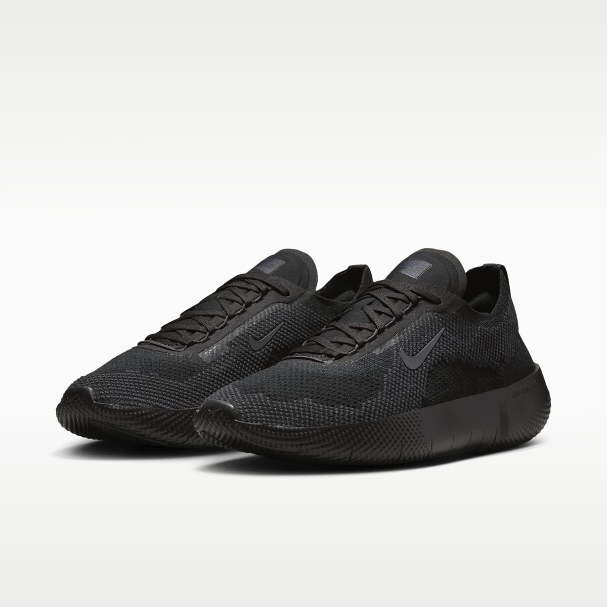 Nike Free 2025 Men's Workout Shoes - Black/Black/Anthracite - Image 5