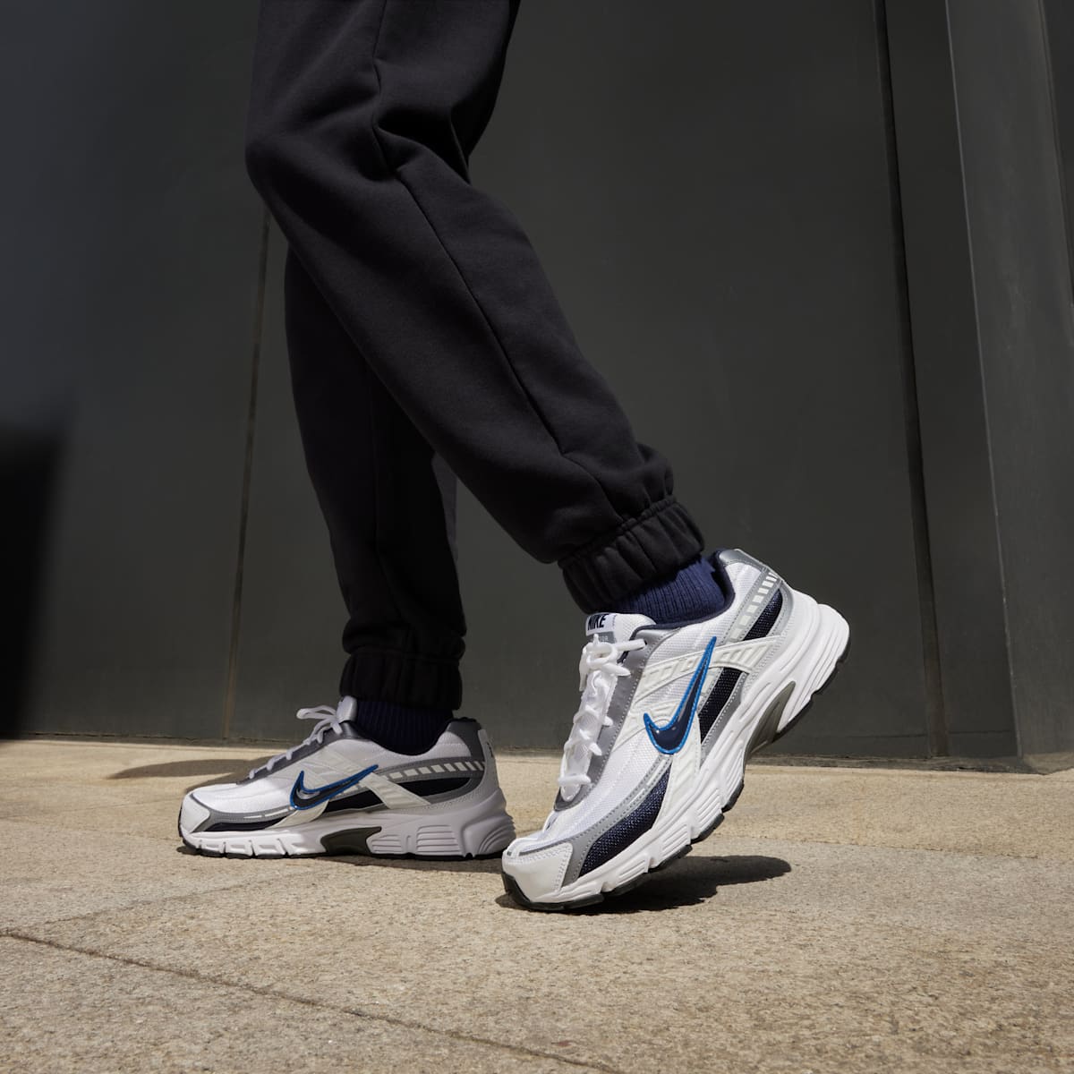 Nike Initiator Men's Shoes - White/Metallic Cool Grey/Obsidian - Image 2