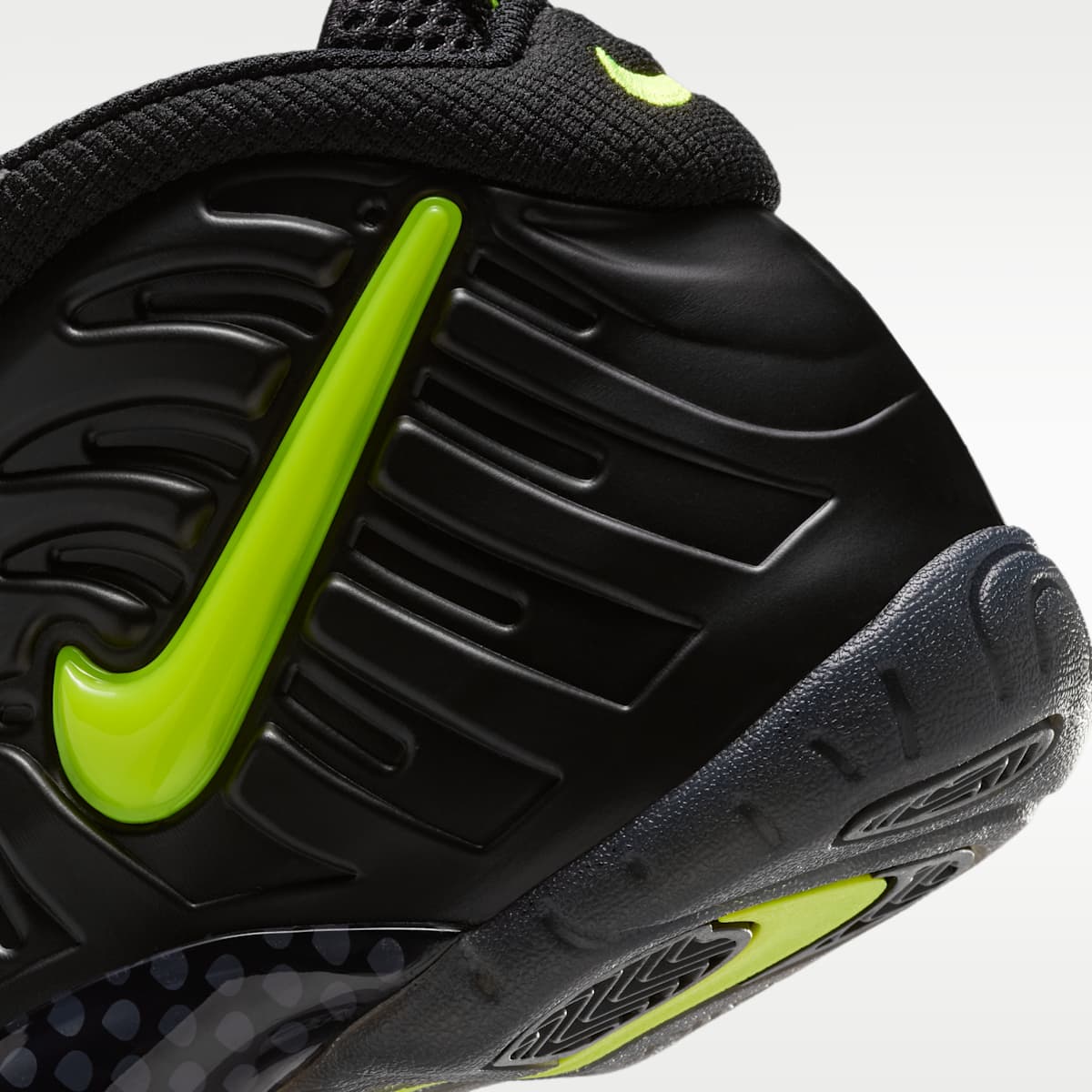 Nike Little Posite Pro Big Kids' Shoes - Black/Voltage Yellow