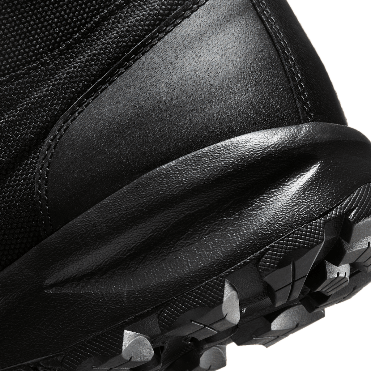 Nike Manoa Men's Boot - Black/Black/Black - Image 8