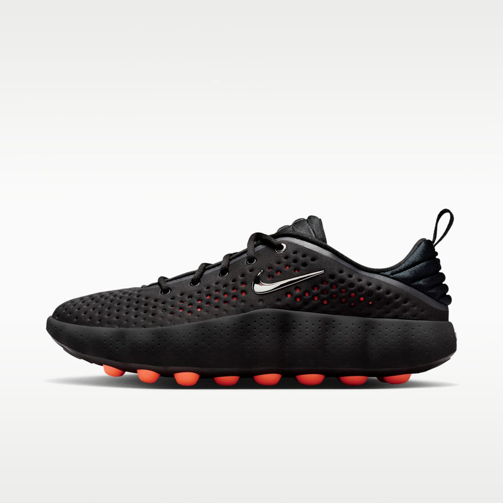 Nike Mind 002 Men's Pregame Shoes - Black/Hyper Crimson/Hyper Crimson/Chrome - Image 1