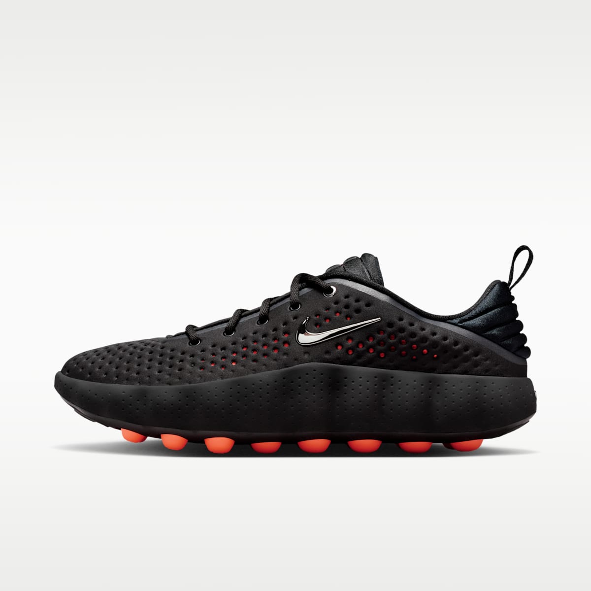 Nike Mind 002 Men's Pregame Shoes - Black/Hyper Crimson/Hyper Crimson/Chrome - Image 1