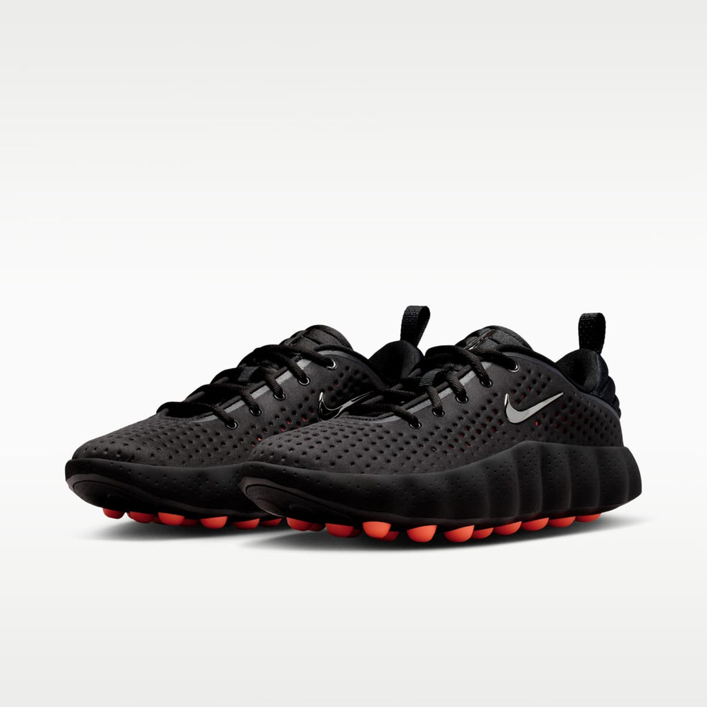 Nike Mind 002 Men's Pregame Shoes - Black/Hyper Crimson/Hyper Crimson/Chrome - Image 5