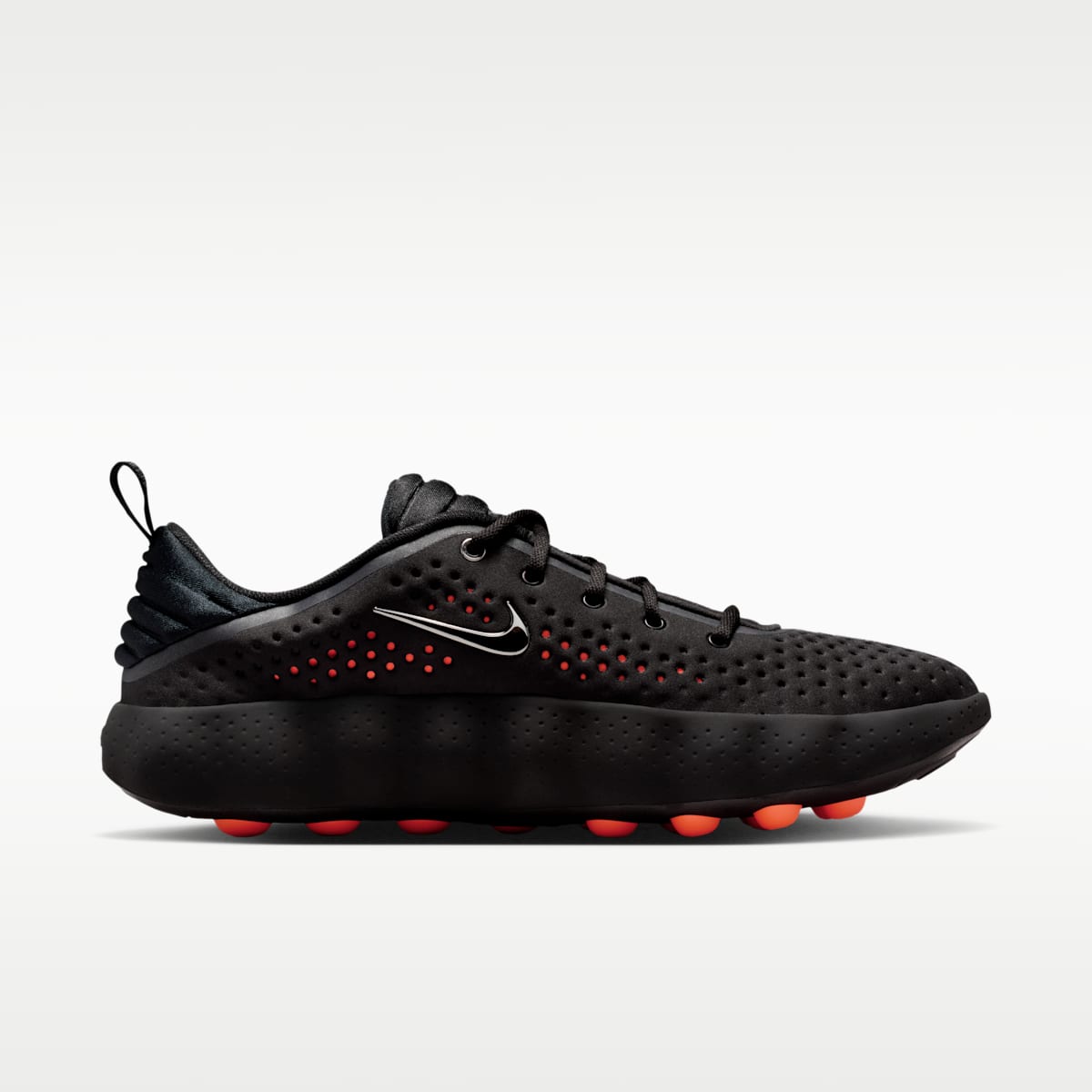 Nike Mind 002 Men's Pregame Shoes - Black/Hyper Crimson/Hyper Crimson/Chrome - Image 3