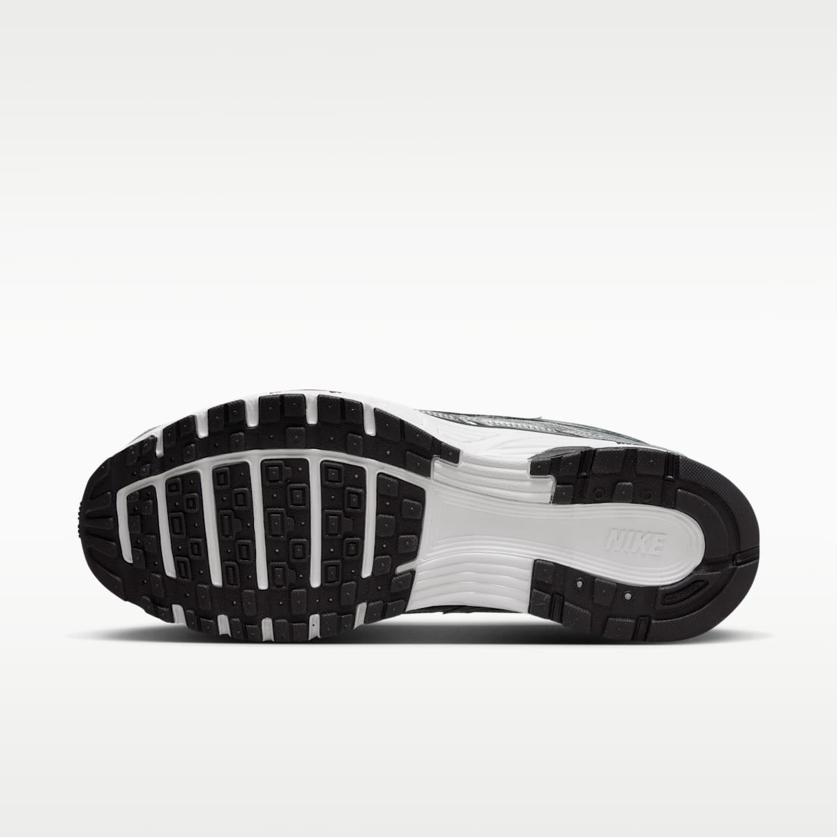 Nike P-6000 Shoes - Metallic Silver/Sail/Black/Metallic Silver - Image 2