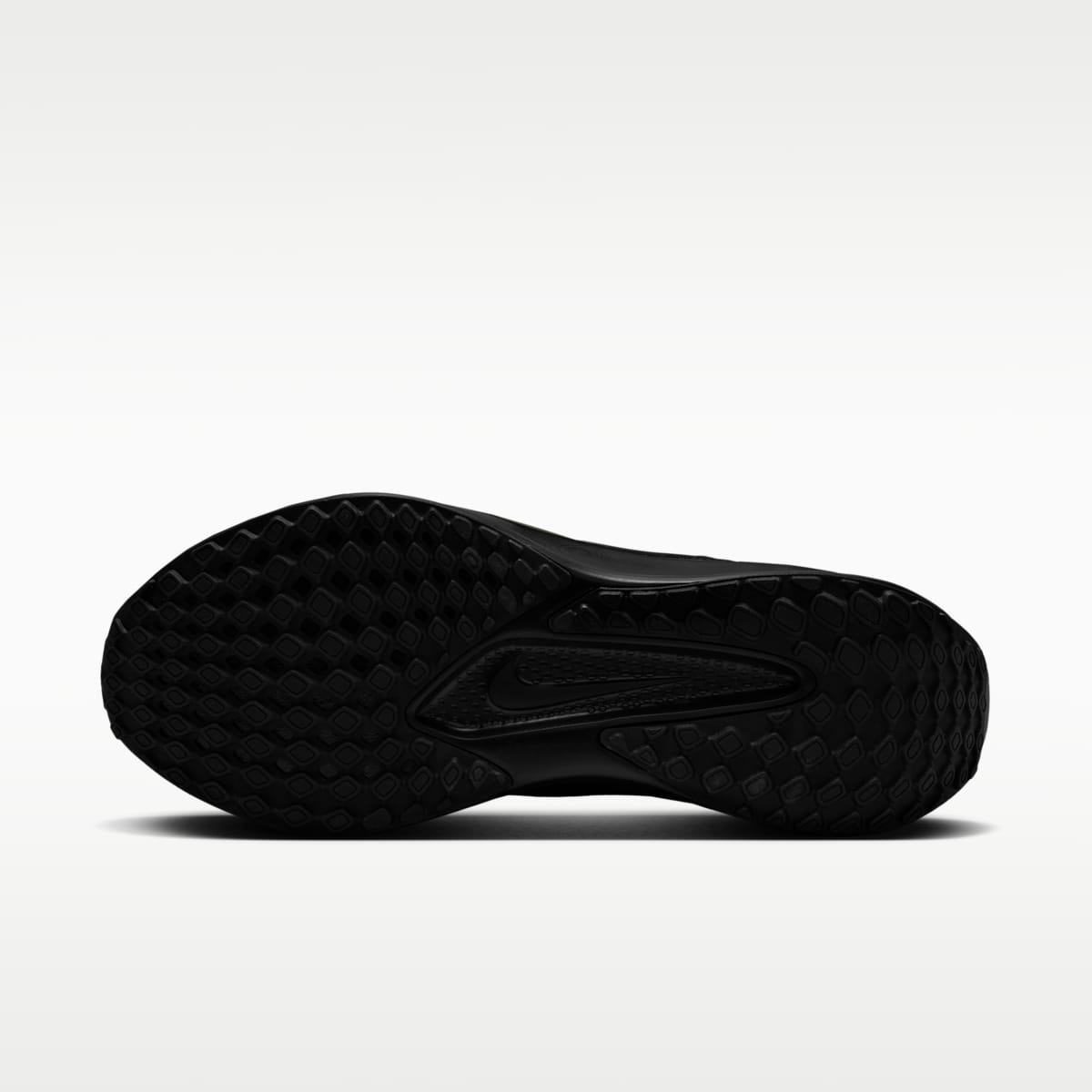 Nike Quest 6 Men's Road Running Shoes - Black/Dark Smoke Grey - Image 2