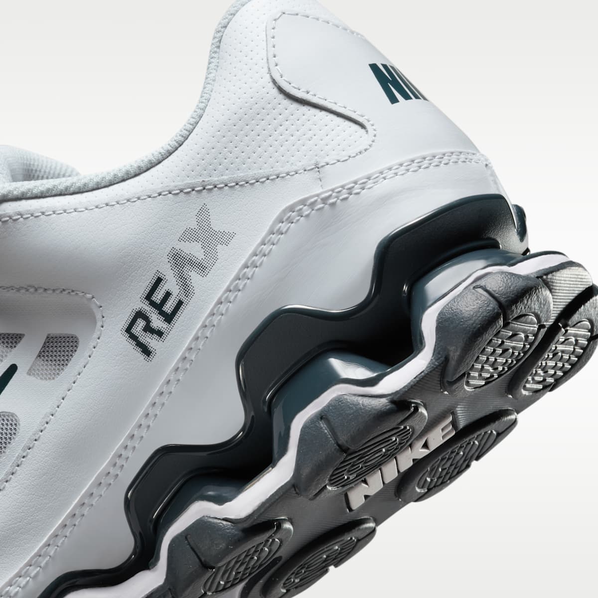 Nike Reax 8 TR Men's Workout Shoes - White/Classic Charcoal/Pure Platinum/Metallic Silver - Image 8