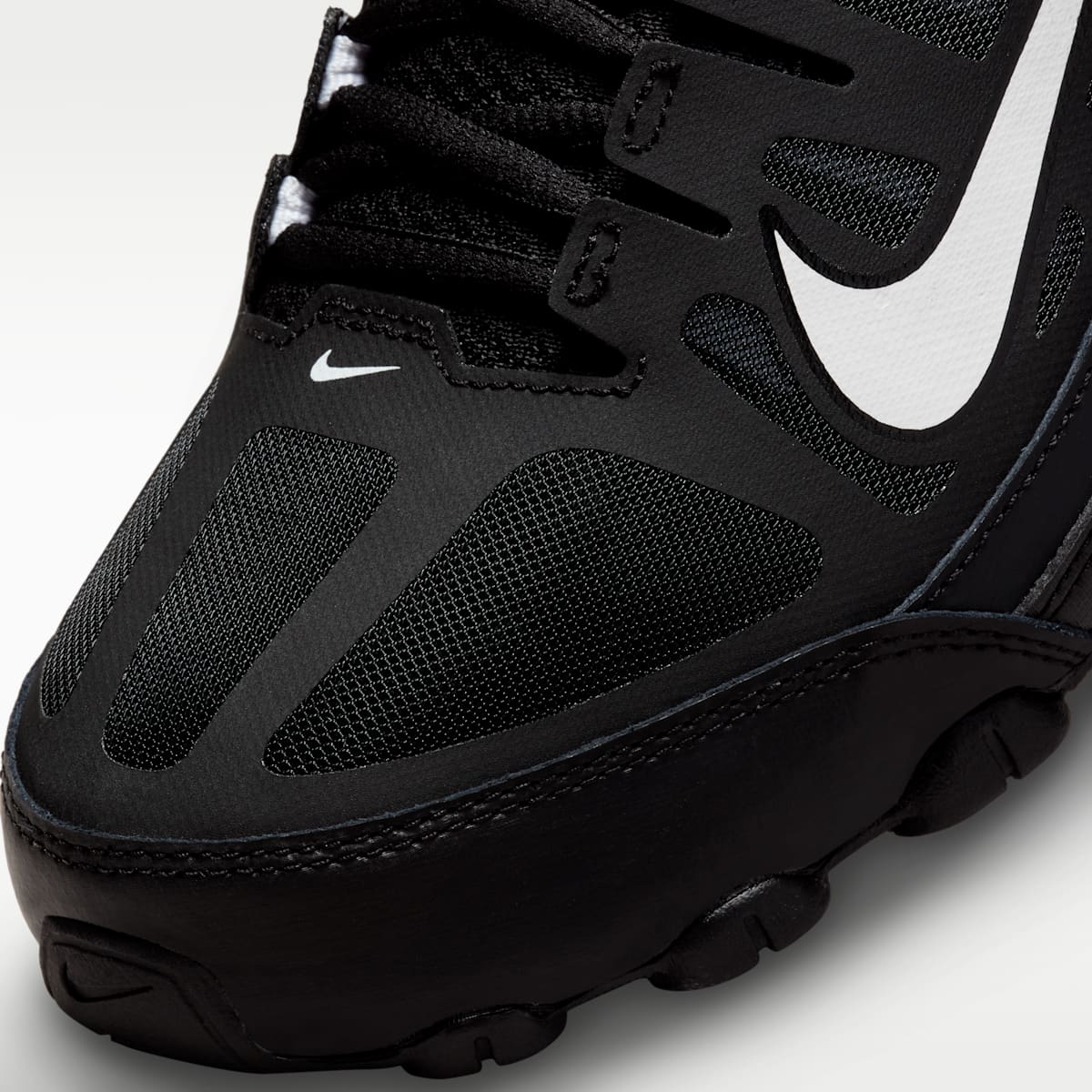 Nike Reax 8 TR Men's Workout Shoes - Black/White - Image 7