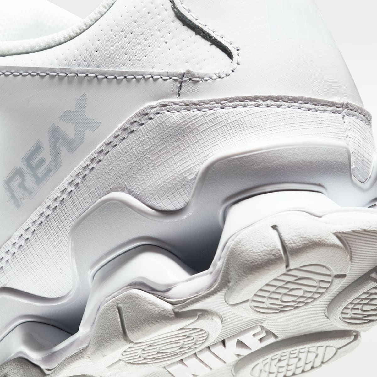 Nike Reax 8 TR Men's Workout Shoes - White/Pure Platinum/White - Image 8