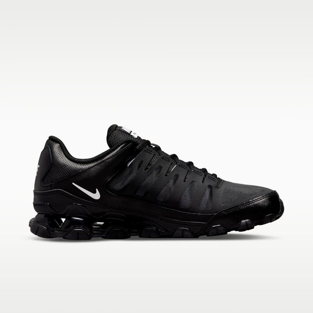 Nike Reax 8 TR Men's Workout Shoes - Black/White - Image 3